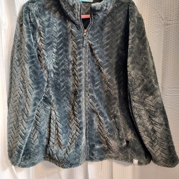 Free Country Women's Textured Gray Teddy Jacket - Picture 1 of 2